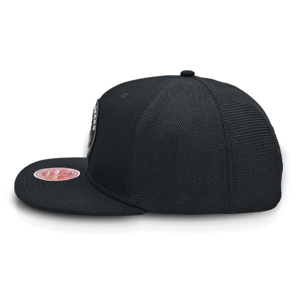 NEW YORK BLACK YANKEES TRUCKER SNAPBACK "BLACK"