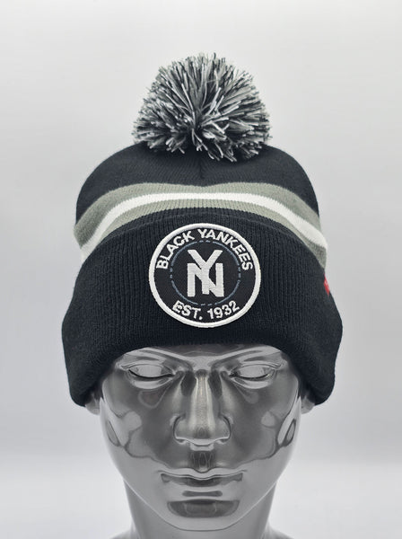 NEW YORK BLACK YANKEES KNIT POM BEANIE